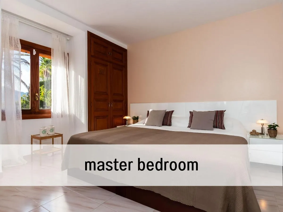Finca Feliz Mallorca - fantastischer Blick aufs Meer und Palma Bunyola Villa